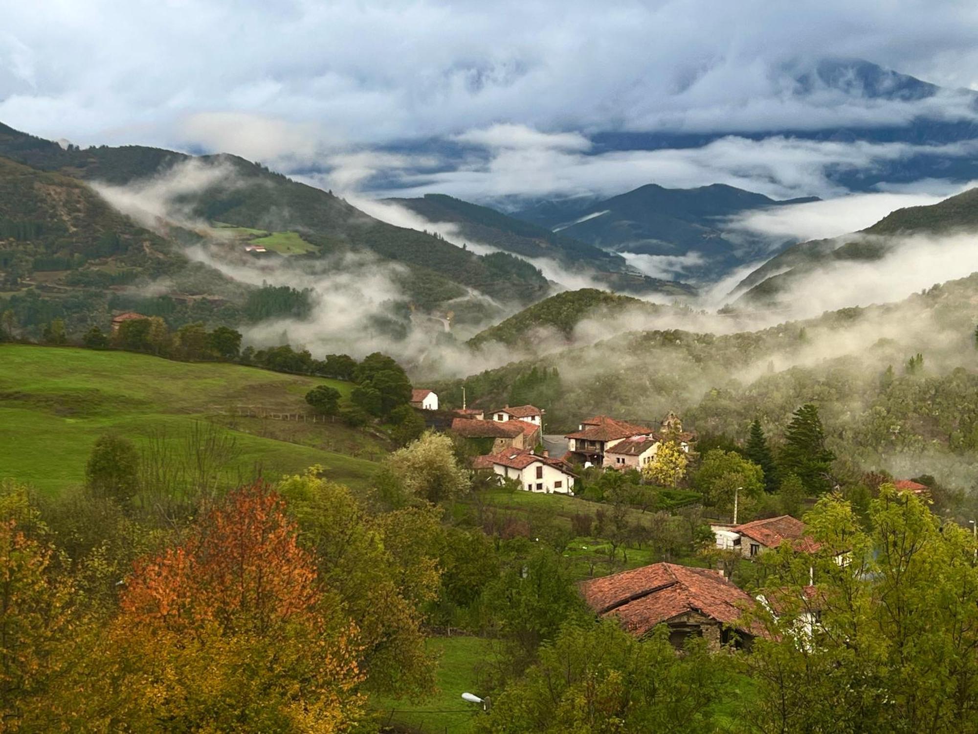 Posada La Trebede Perrozo Dış mekan fotoğraf