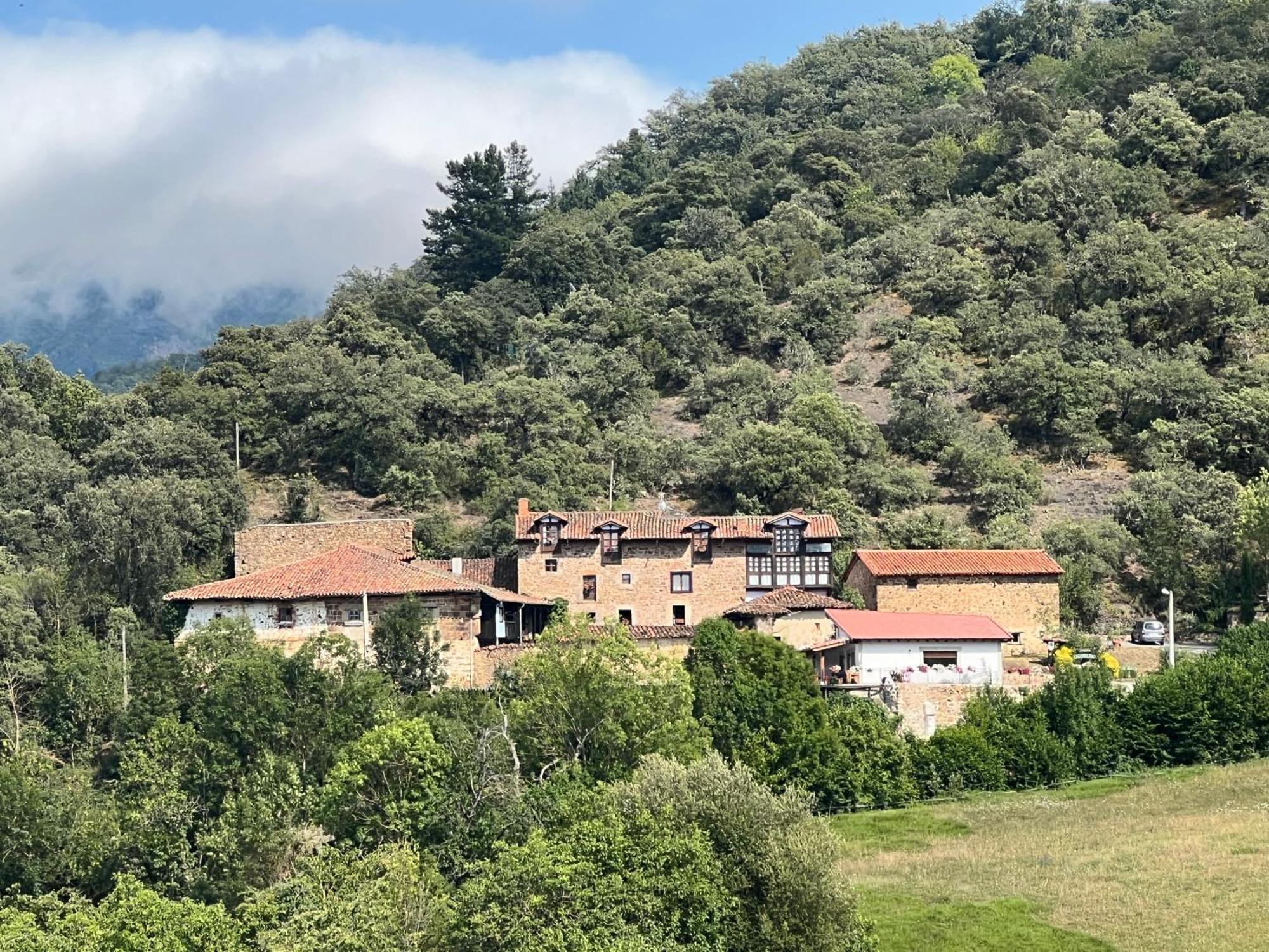 Posada La Trebede Perrozo Dış mekan fotoğraf