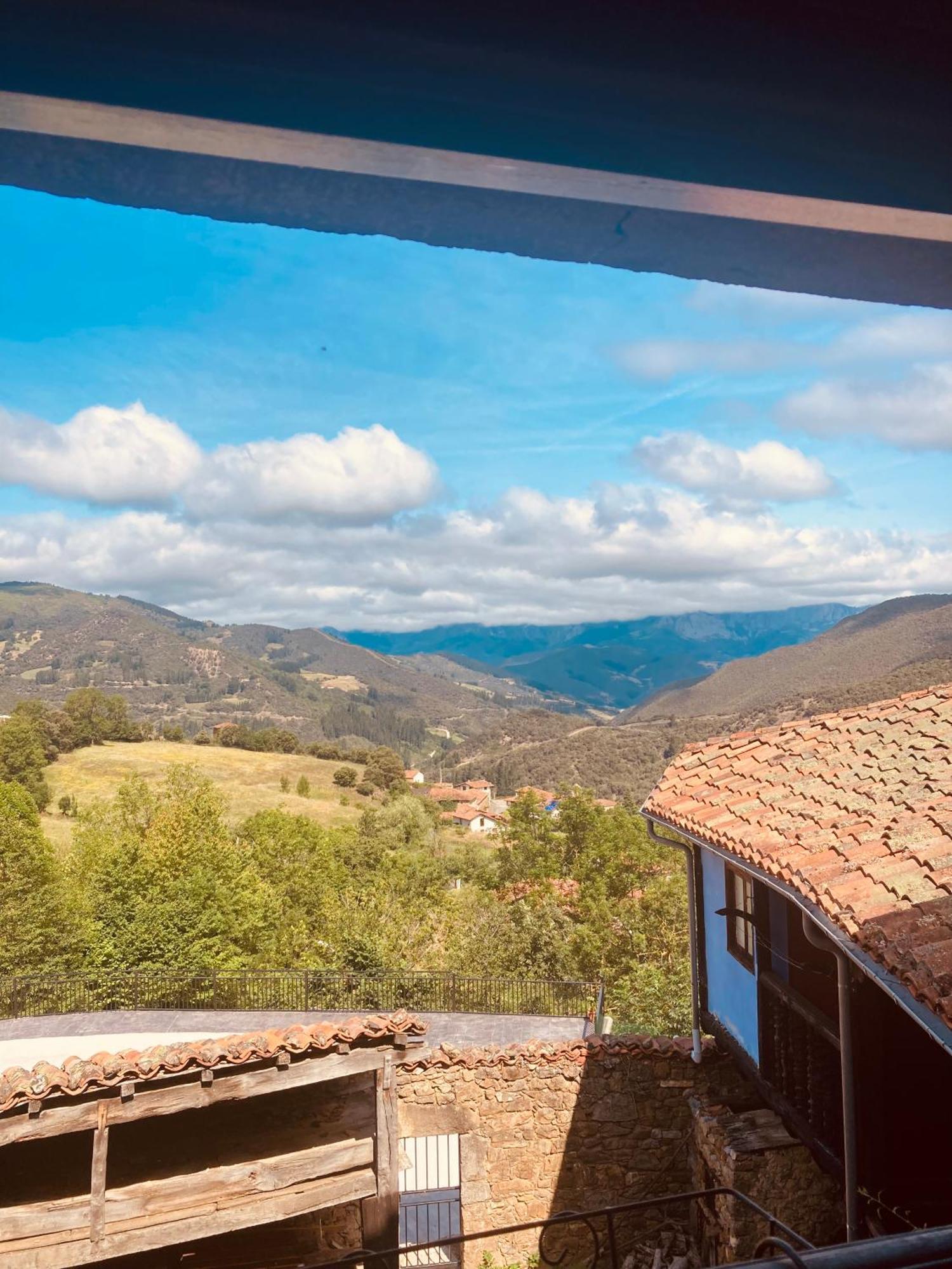 Posada La Trebede Perrozo Dış mekan fotoğraf