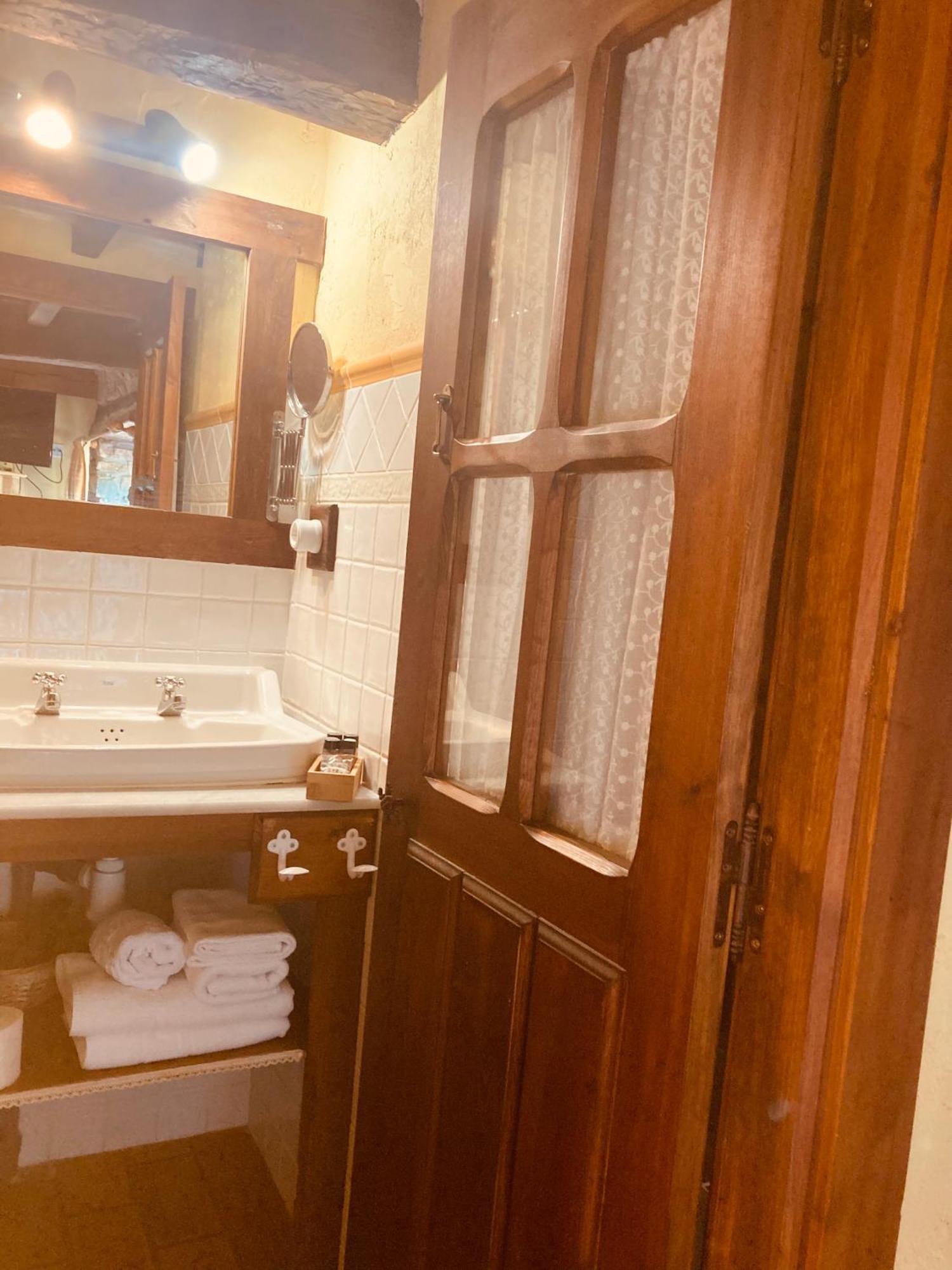 Posada La Trebede Perrozo Dış mekan fotoğraf