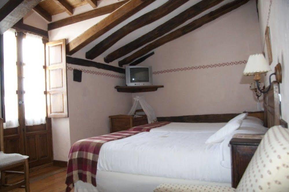 Posada La Trebede Perrozo Dış mekan fotoğraf