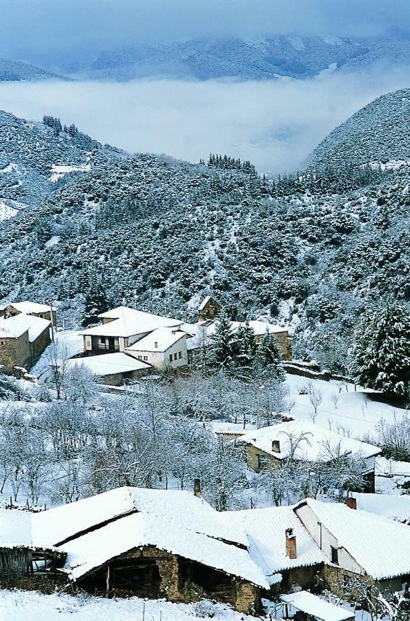 Posada La Trebede Perrozo Dış mekan fotoğraf