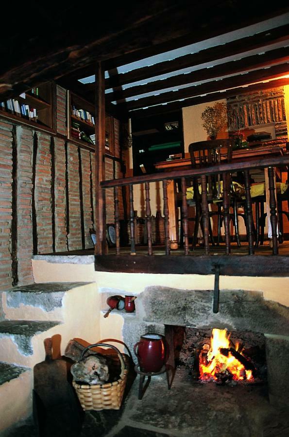 Posada La Trebede Perrozo Dış mekan fotoğraf